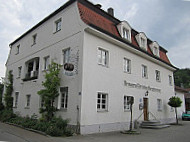 Brauerei und Gasthof Berghammer outside