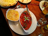 Holdi Spice Lounge food