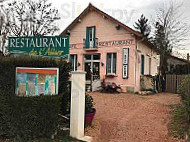 Restaurant de l'Allier outside