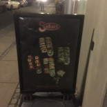 Sukuri Sushi Udenfor