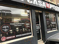 La Casa De Pizza outside