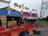 Mustang Burger outside