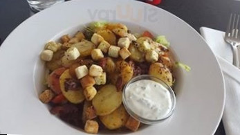 Café Bondestuen Mad
