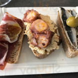 Haandpluk Kaffebar Og Delikatesse Mad