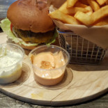 Burger Hut Mad