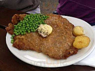 Shell Cafeteria food