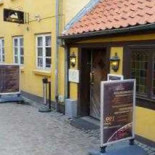 Den Grimme Ælling Mad