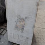 Cub Coffee Udenfor
