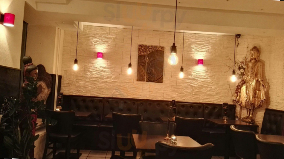 Jasmin Corner Thai Sushi Udenfor