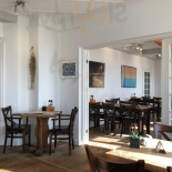Ship-inn Pub Cafe Mad