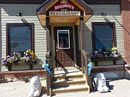 Marydale's Family Restaurant outside