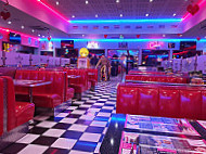 Memphis Coffee Henin Beaumont inside