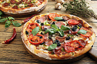 Pizza Europa food