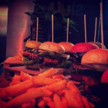 Nameless Sliders&cocktails Mad