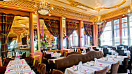 Grand Café Des Négociants food