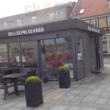 Helles Pølsevogn Inde