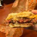 Popl Burger Mad