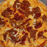 Hugo's Pizzaria Mad