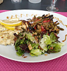 Le Clos Saint Loup food