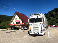 Relais Du Sapins outside