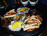 La Molcajeteria food