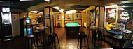 Honolulu Tavern inside