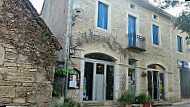 Le Vieux Quercy outside