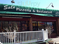 Sal's Gourmet Pizzeria outside