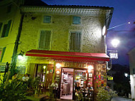 Auberge Du Petit Bistrot food