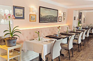 The Ilex And Brasserie food