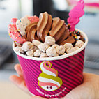 Menchie's Frozen Yogurt food