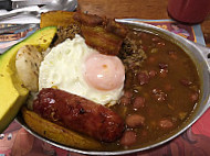 Sopas de mama y Postres de la abuela food