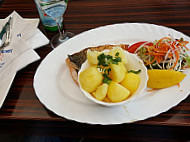 Fischtempel food