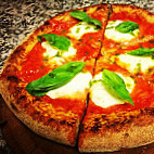 Pizzeria La Favorita food