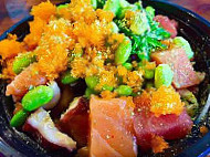 Fins Poke Fusion food