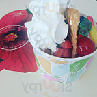 Yogurtland food