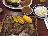 Bella Colombia food