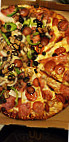 Round Table Pizza food