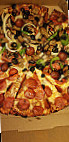 Round Table Pizza food