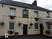 The Cottage Inn outside