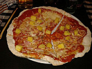 Pastapizza Banyoles food