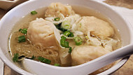 Wonton Chai Noodle food