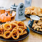 Zaxby's Chicken Fingers Buffalo Wings food