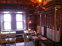 Port House Ibericos inside