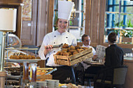 Maritim Airport Hotel Hannover Restaurant inside