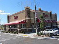 Freddy's Frozen Custard Steakburgers outside