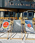 La Fabuleuse Cantine inside