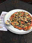 Buck's Pizza outside