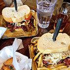 Primanti Bros. Restaurant And Bar Pleasant Hills food