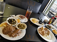 Elea J's Southern Table food